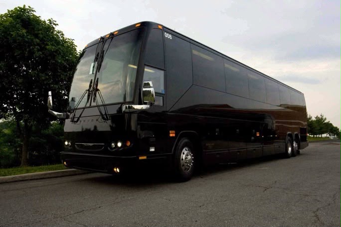 Motor Coach (56 Pax) in the USA